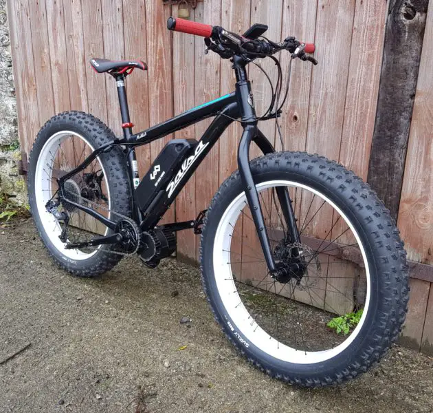 Salsa mukluk fat bike fitted with a bafang bbshd mid drive electric conversion kit and 52 volt battery